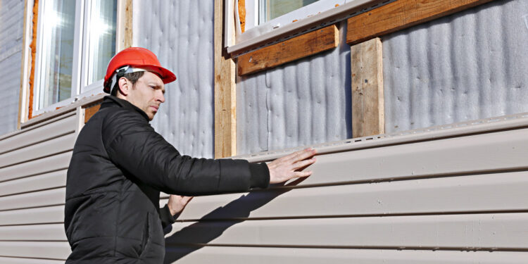 The Importance of Hiring Professional Siding and Painting Contractors